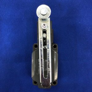 CA12-2-WL-TQ Công tắc hành trình